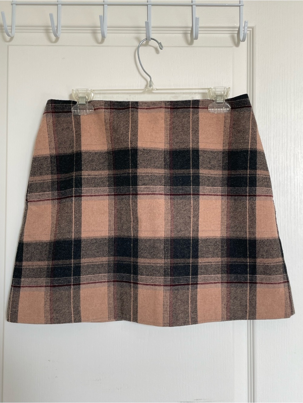 Uniqlo Plaid Mini Skirt in Blush Pink and Black
